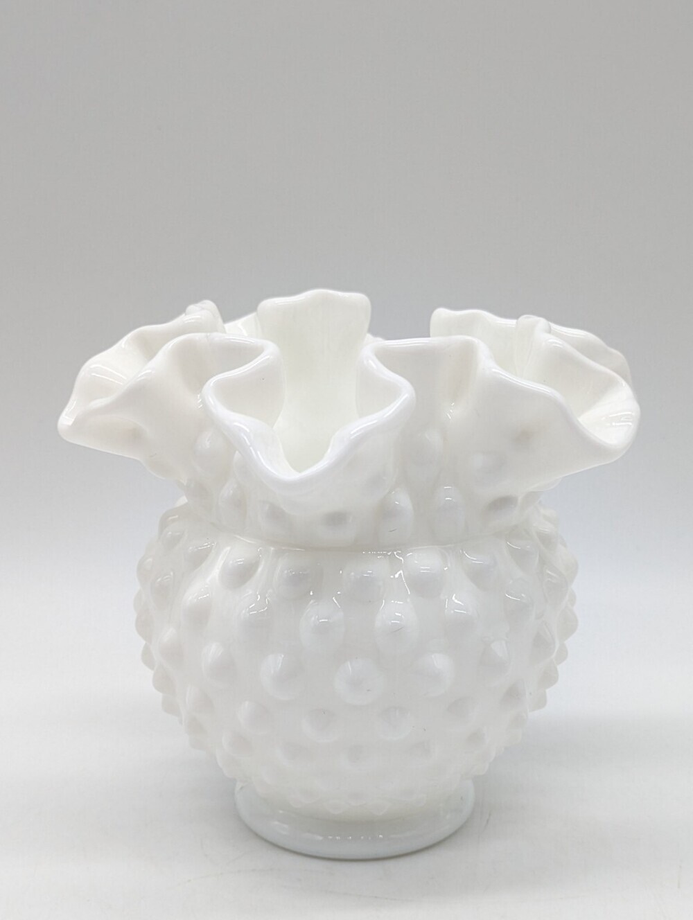Vintage Fenton White Crimped Ruffle Edge Hobnail Vase
